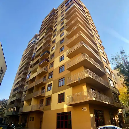 Modern Near Metro Pecherska 5*