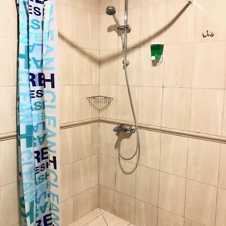Modern Near Metro Pecherska شقة فندقية كييف