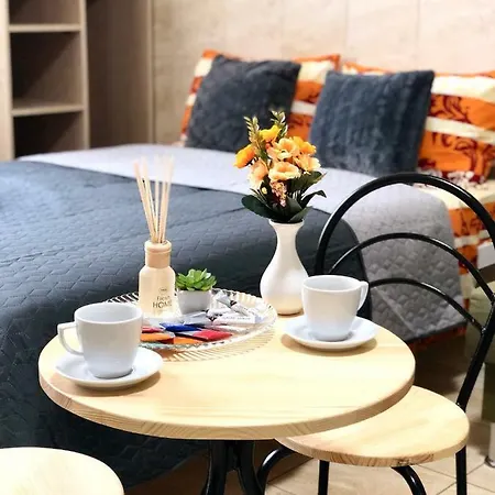 Modern Near Metro Pecherska شقة فندقية كييف