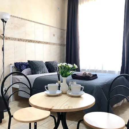 Modern Near Metro Pecherska كييف