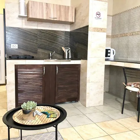 شقة فندقية Modern Near Metro Pecherska 5*